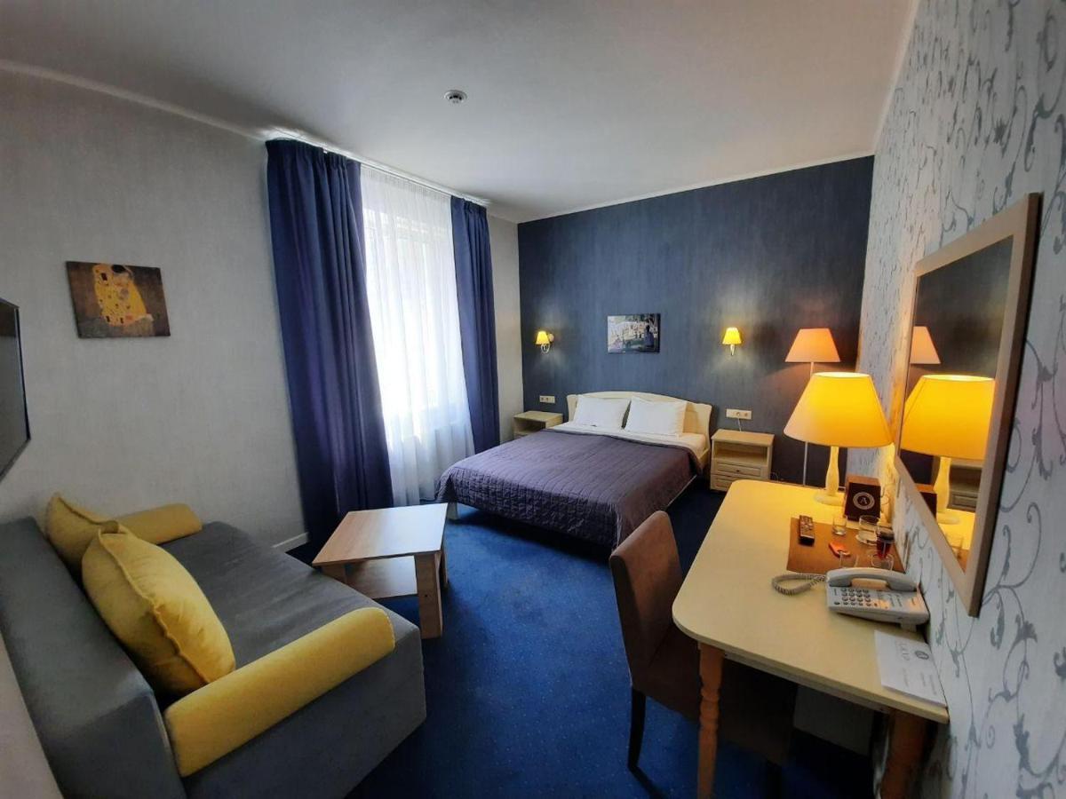 Hotel Ajur オデッサ エクステリア 写真