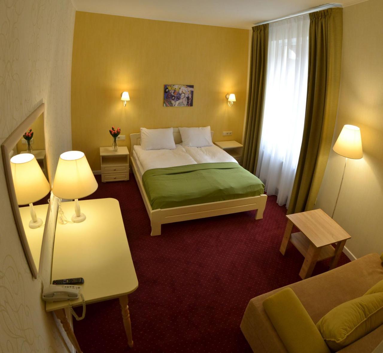 Hotel Ajur オデッサ エクステリア 写真