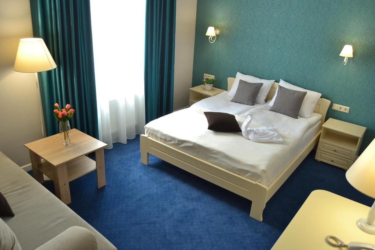 Hotel Ajur オデッサ エクステリア 写真