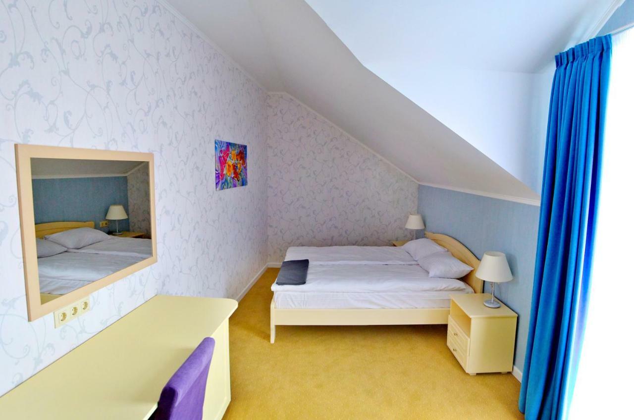 Hotel Ajur オデッサ エクステリア 写真
