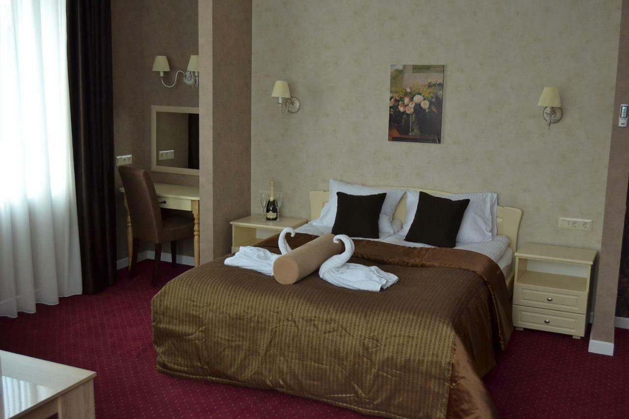 Hotel Ajur オデッサ エクステリア 写真