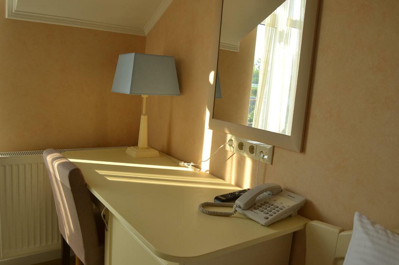 Hotel Ajur オデッサ エクステリア 写真