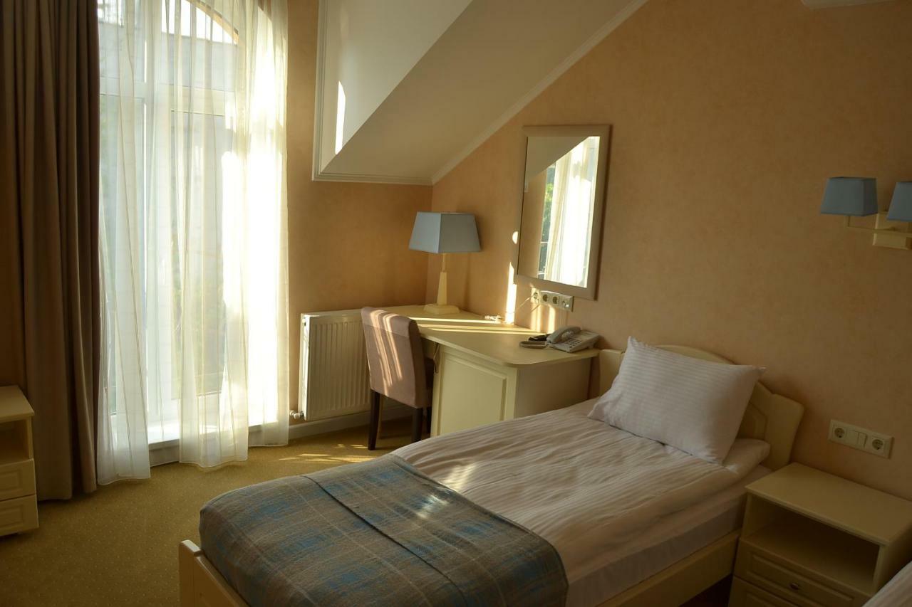 Hotel Ajur オデッサ エクステリア 写真