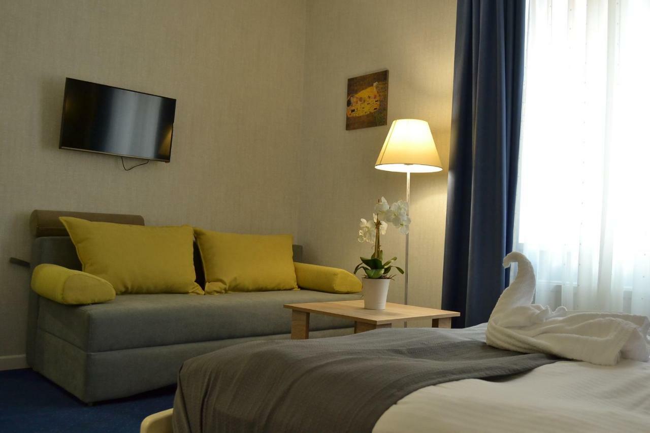 Hotel Ajur オデッサ エクステリア 写真