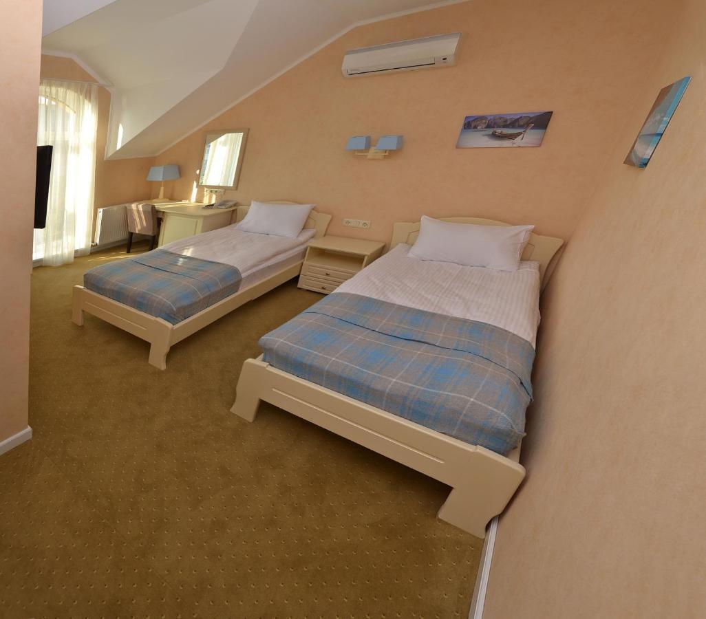 Hotel Ajur オデッサ エクステリア 写真